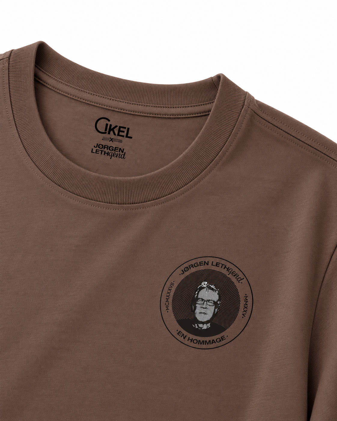 Jørgen Leth En Hommage T-Shirt Mocha