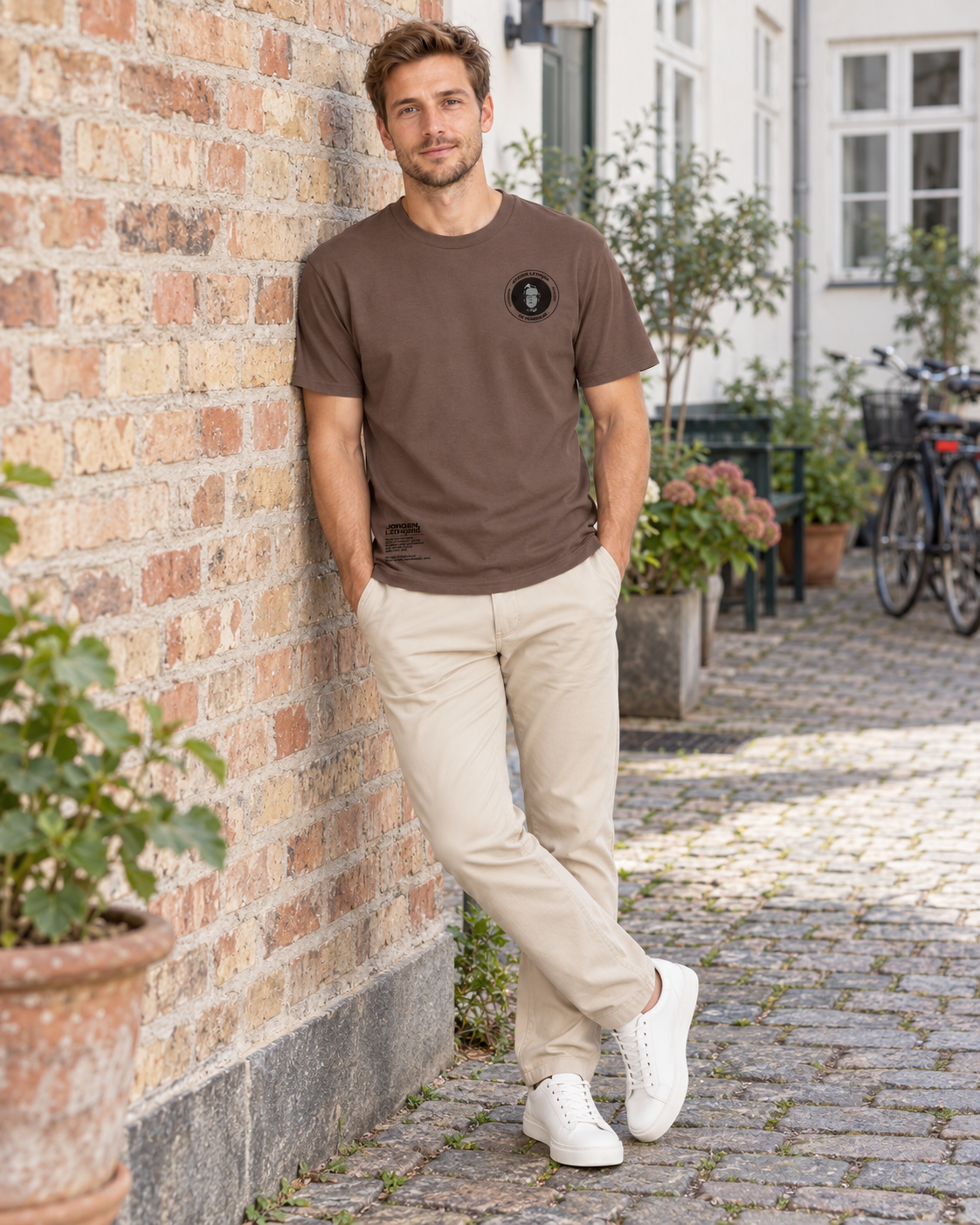 Jørgen Leth En Hommage T-Shirt Mocha