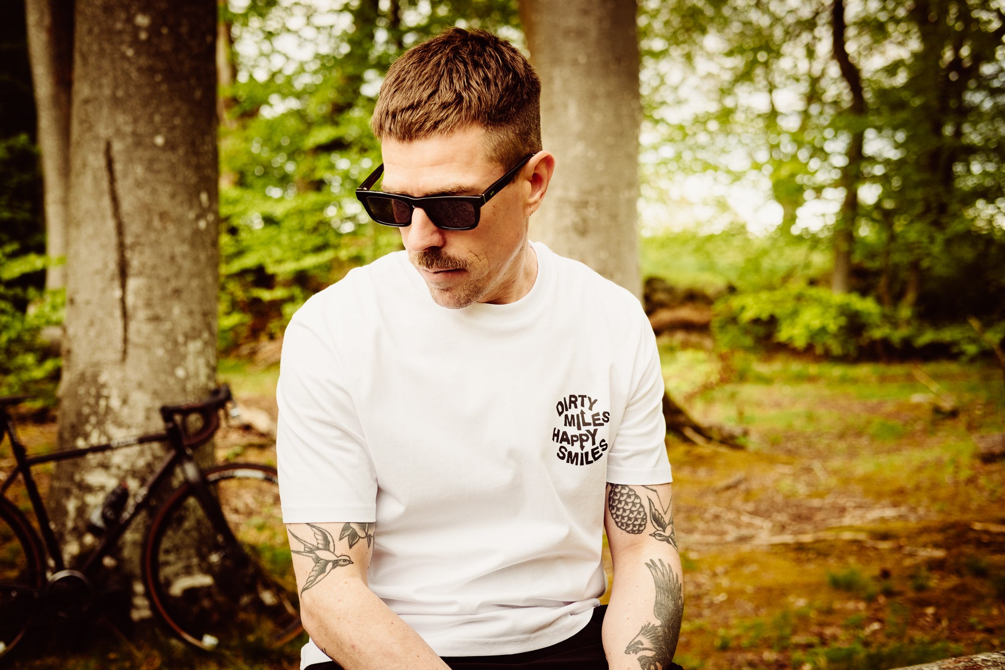 Dirty Miles Face - T-Shirt - White
