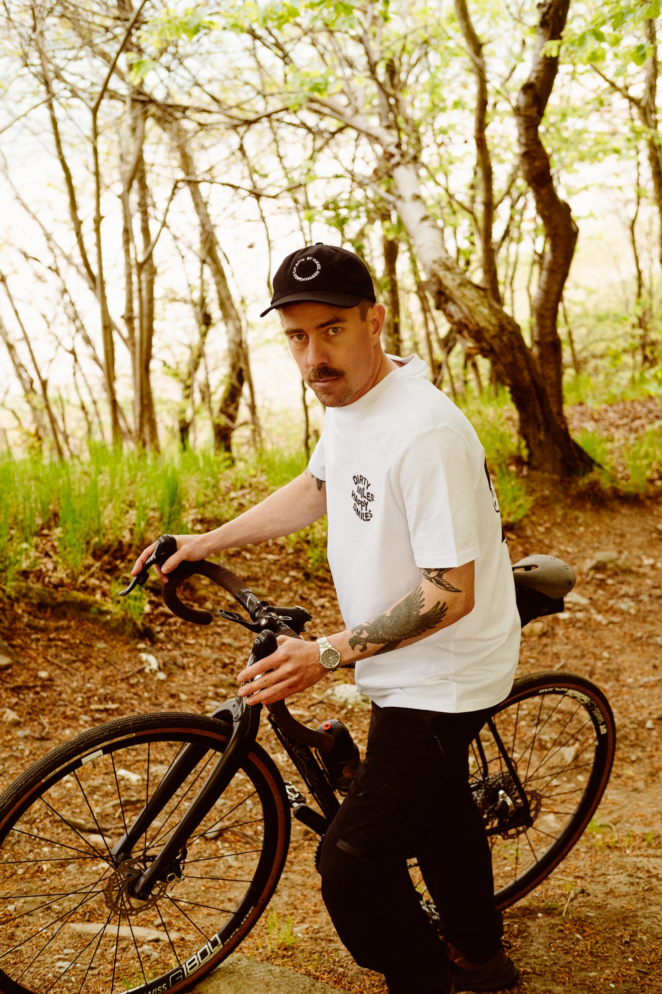 Dirty Miles Face - T-Shirt - White