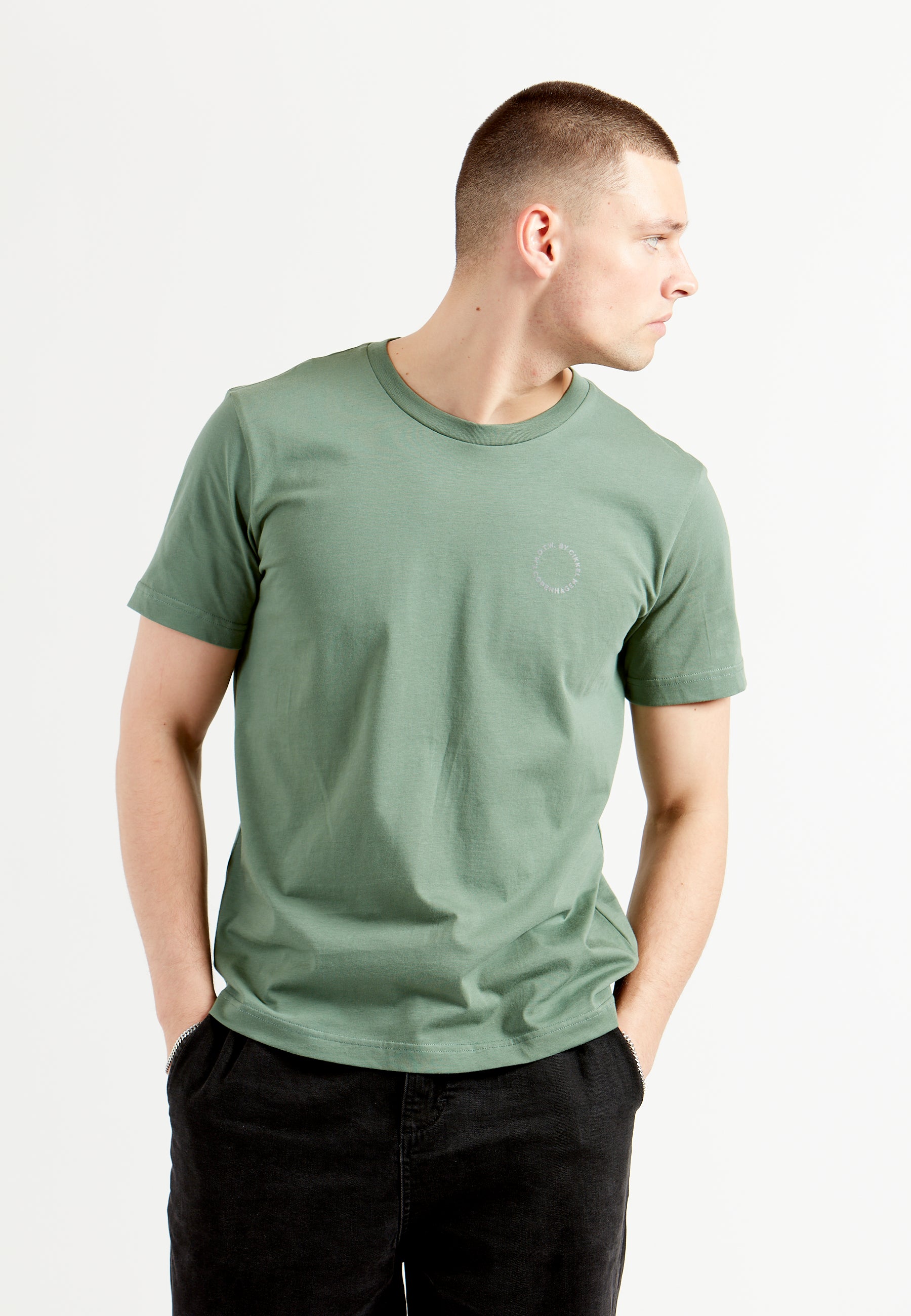 T.M.O.T.W. by Cikkel T-Shirt grøn