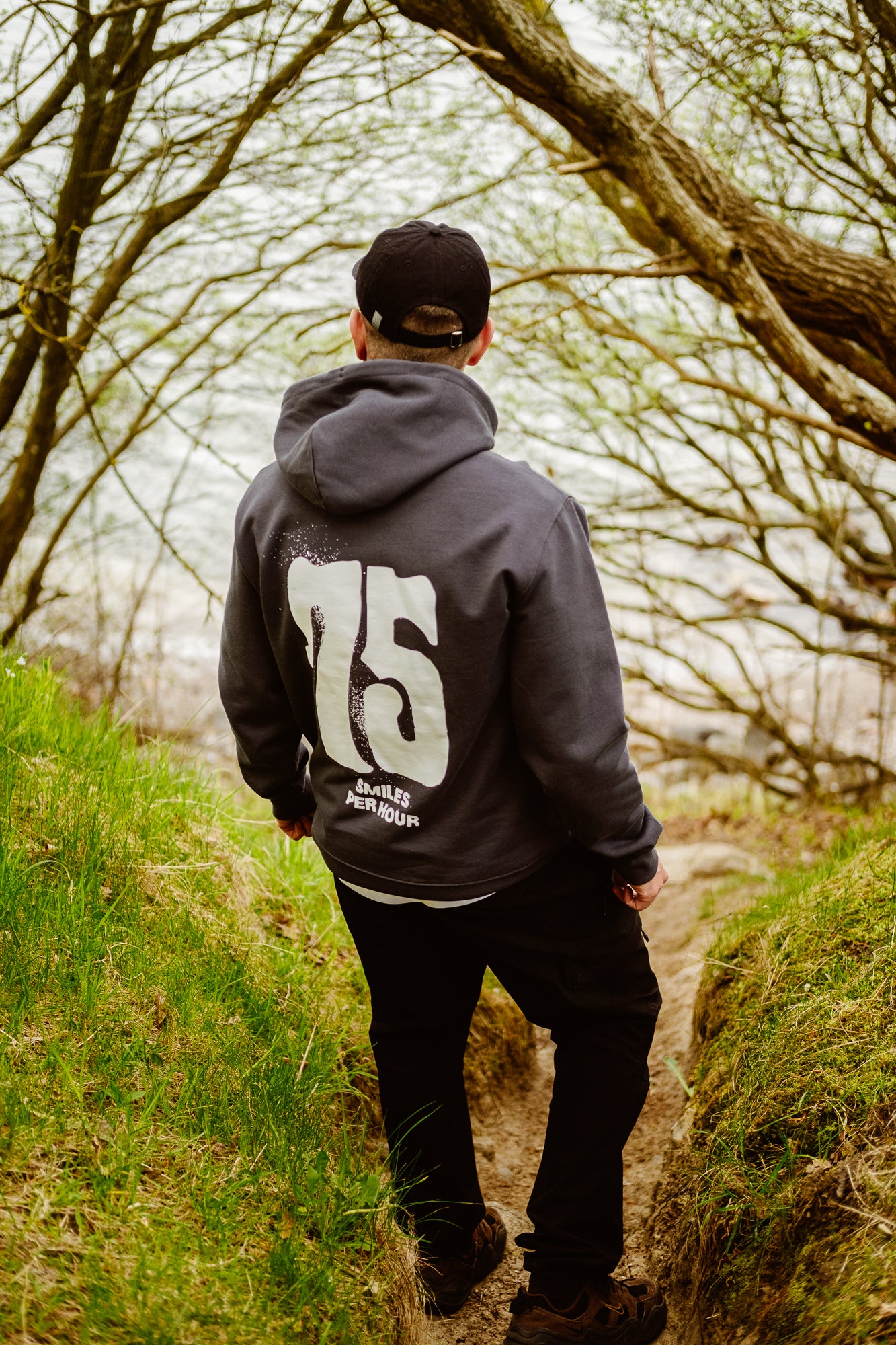 75 Smiles per Hour - Hoodie - Blue Grey
