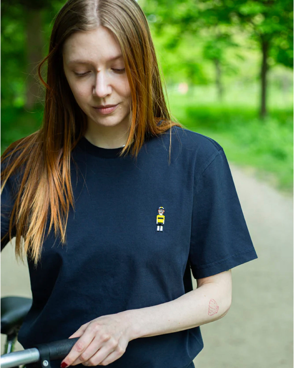 oTTo Gul Trøje - T-shirt Marineblå