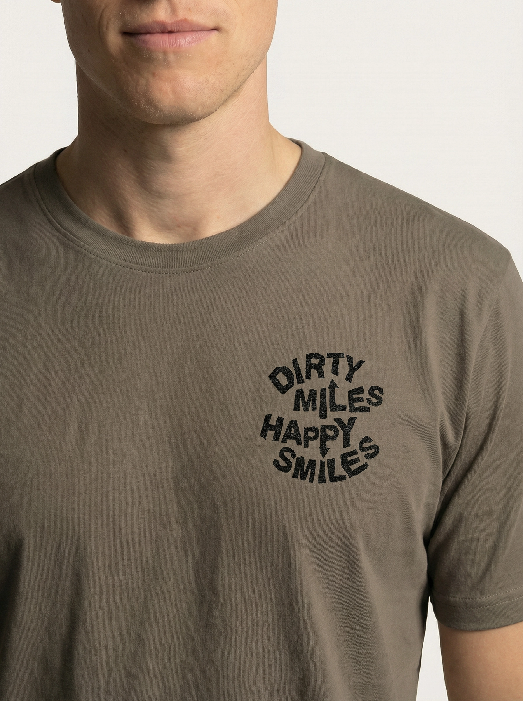 75 Smiles per Hour - T-Shirt- Brown