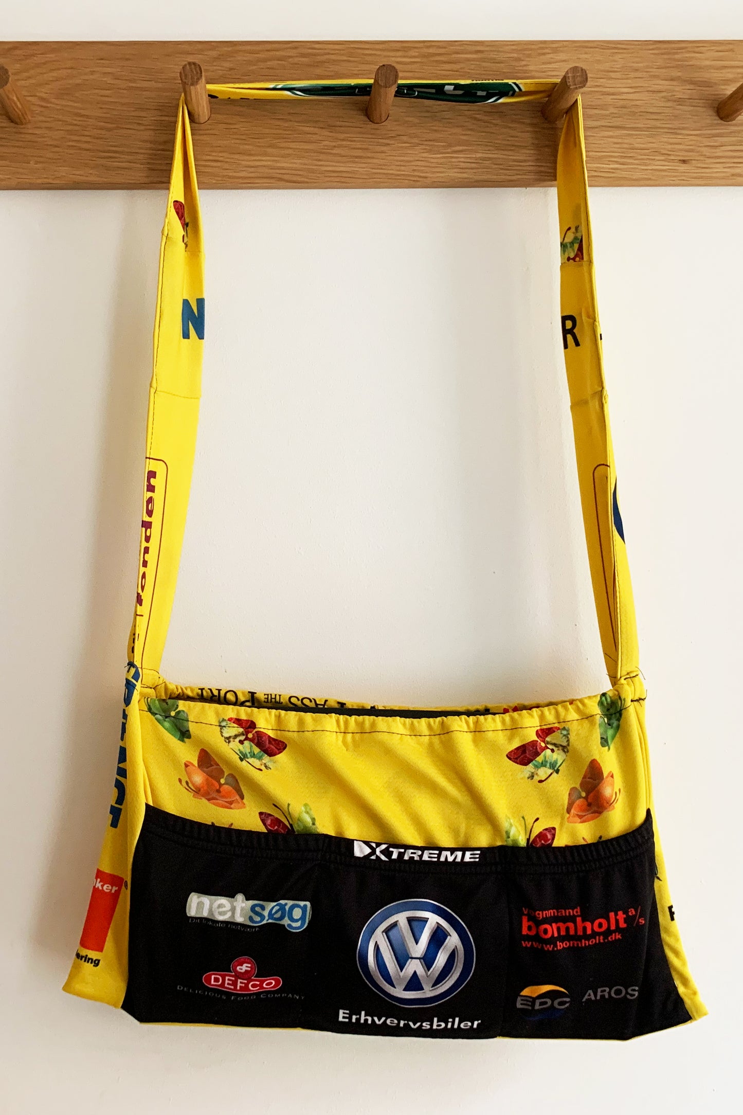 Upcycled Musette (mulepose)