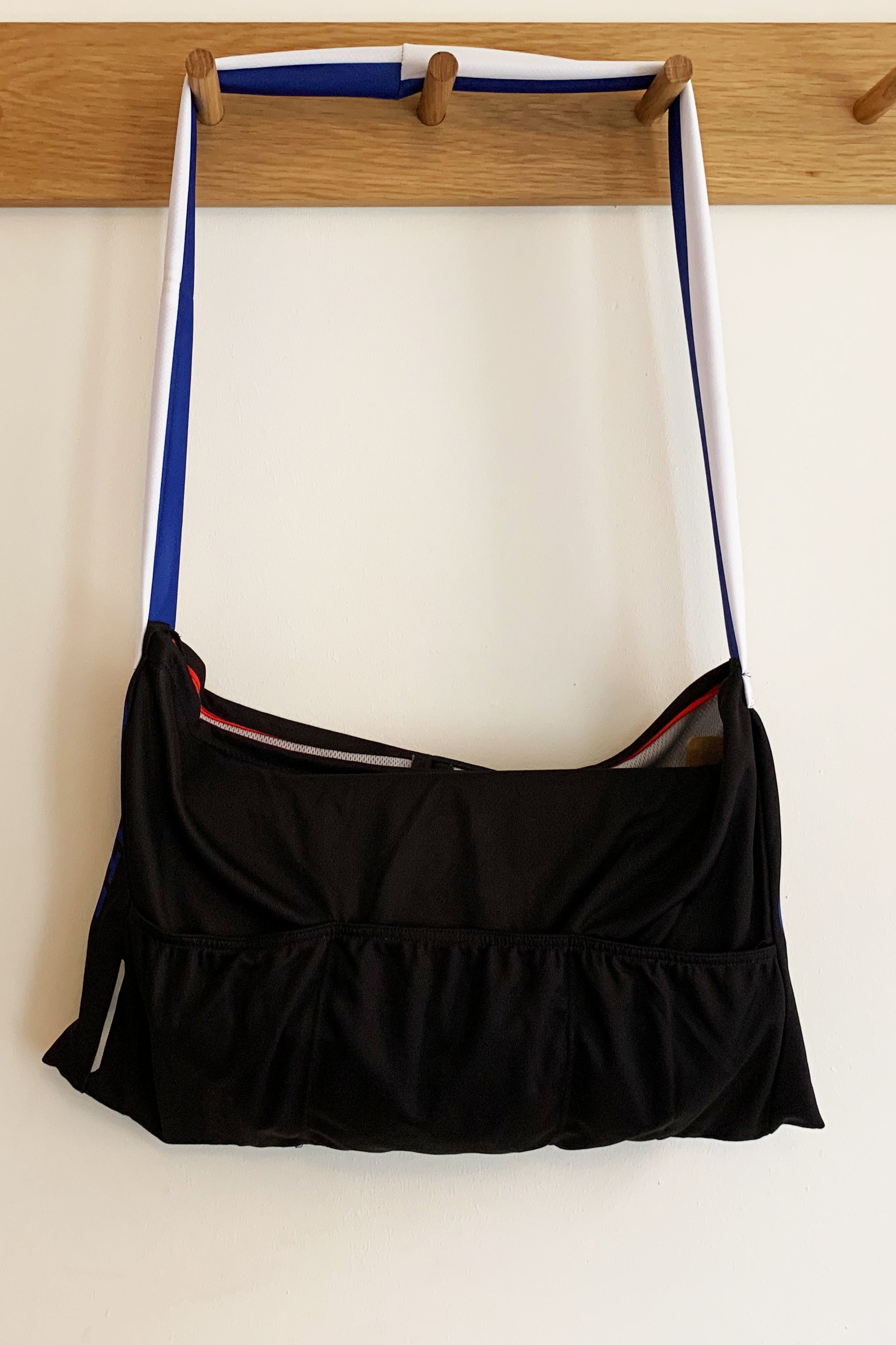 Upcycled Musette (mulepose)